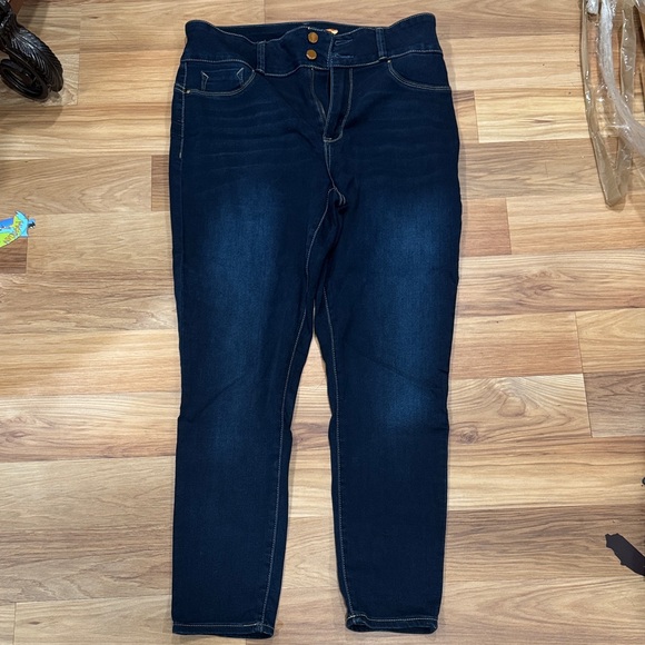 Seven7 Denim - Seven7 High Rise Dark Indigo Women’s Jeans NWOT